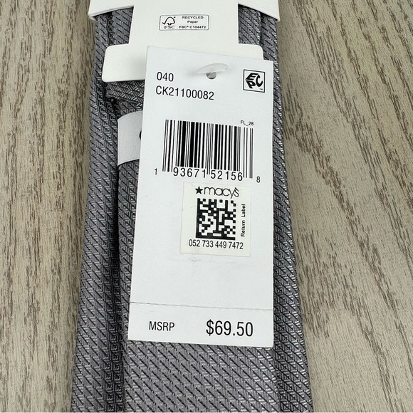 597 - Calvin Klein Tie Grey Pattern 040 CK21100082 Silk Blend MSRP $69.50 - Picture 4 of 5